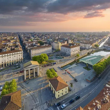Duomo-navigli - Design Apartment, Wi-fi, Netflix Lägenhet *